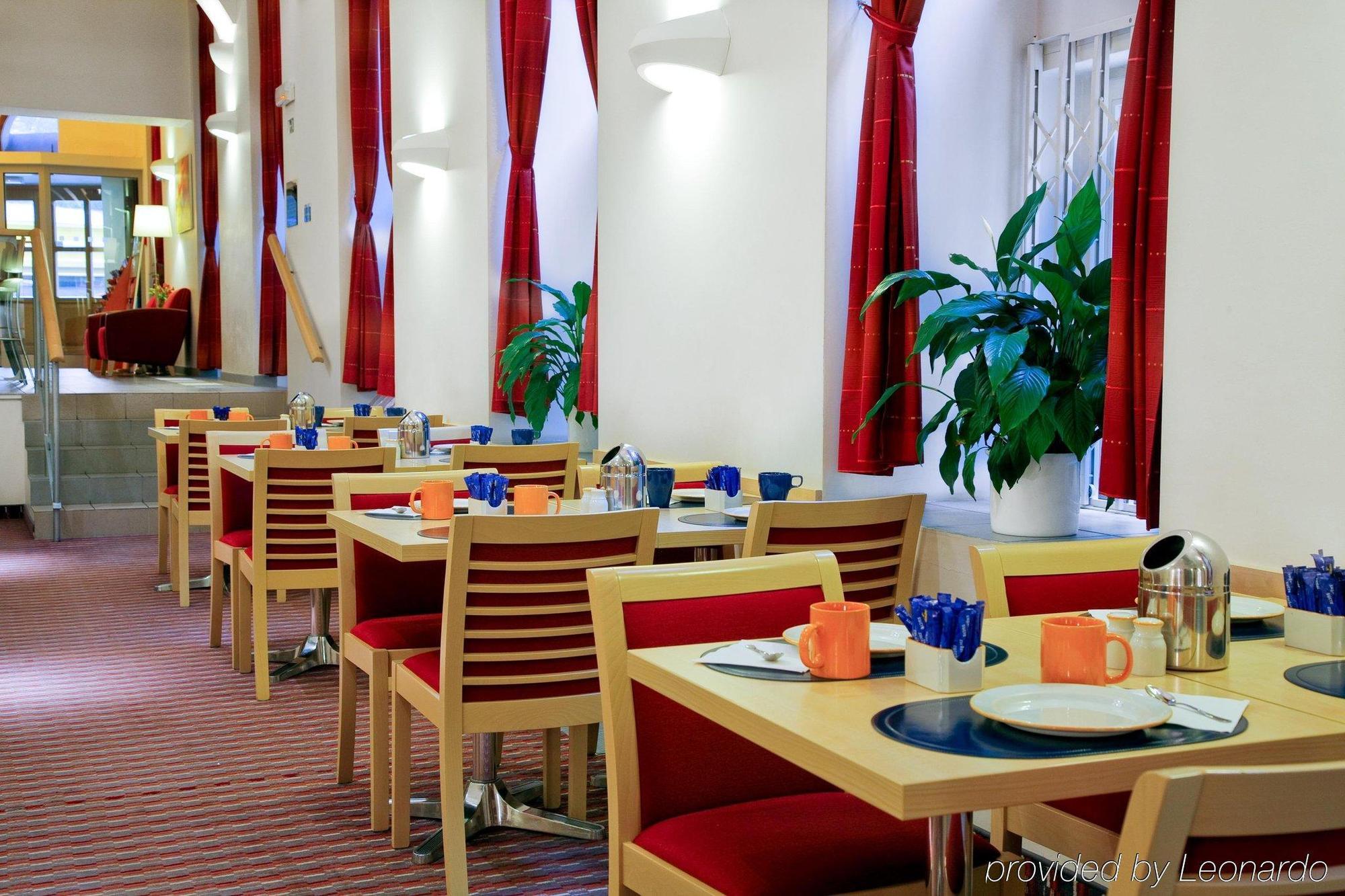 Exe City Park Hotel Praga Restaurante foto